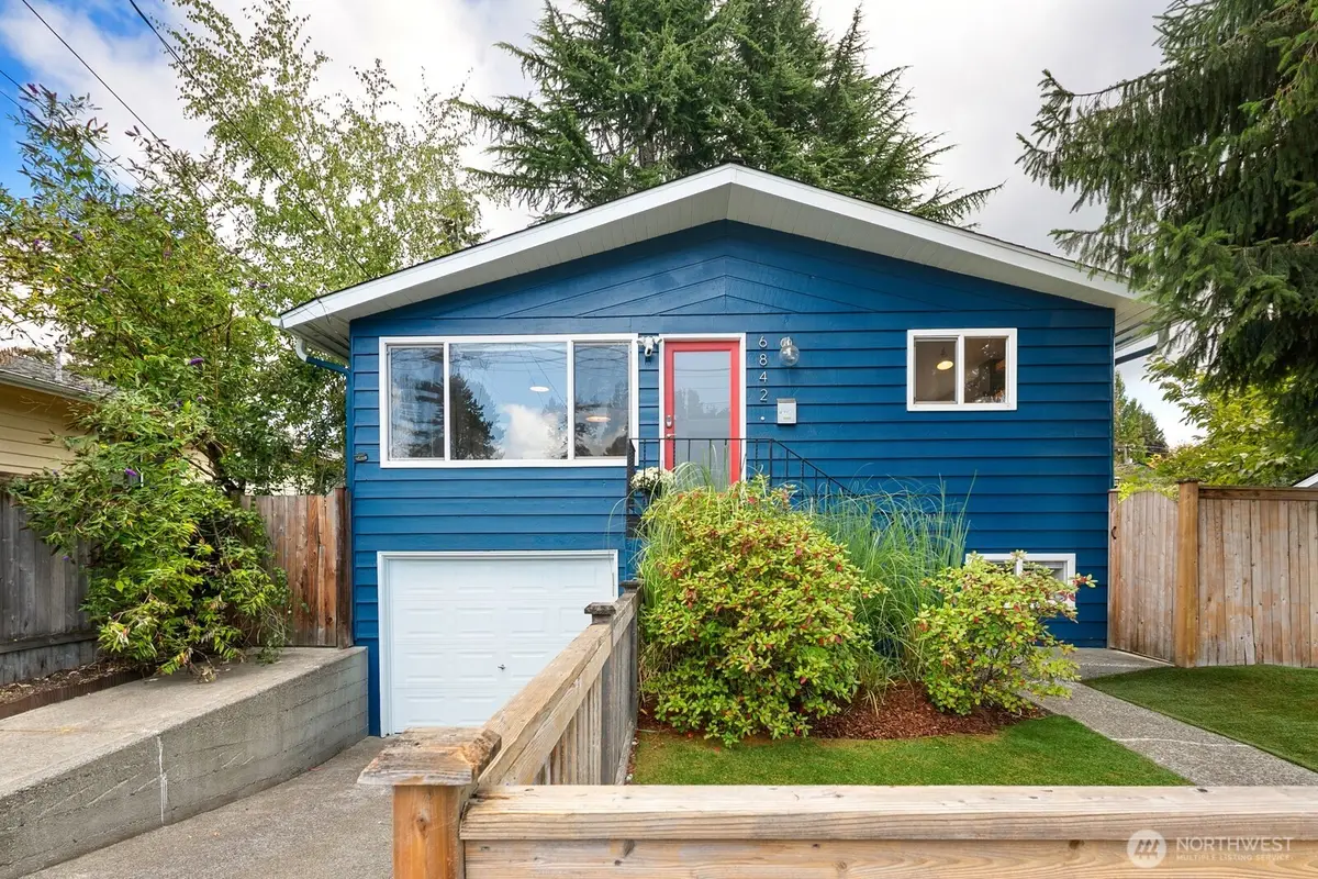 6842 25th Avenue Ne, Seattle, WA 98115 - #1