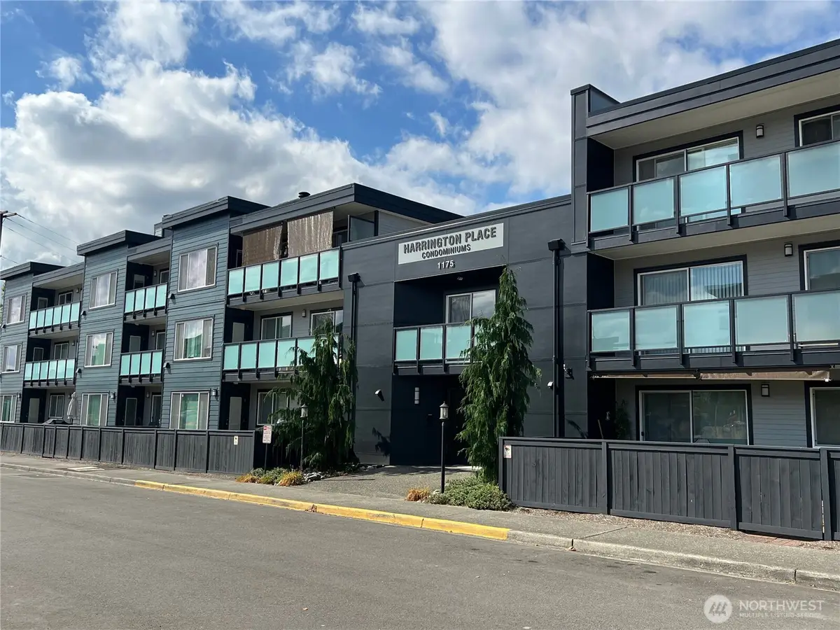 1175 Harrington Place Ne #214, Renton, WA 98056 - #1