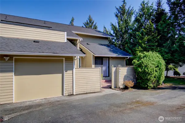 2630 Club Court #101, Mount Vernon, WA 98273