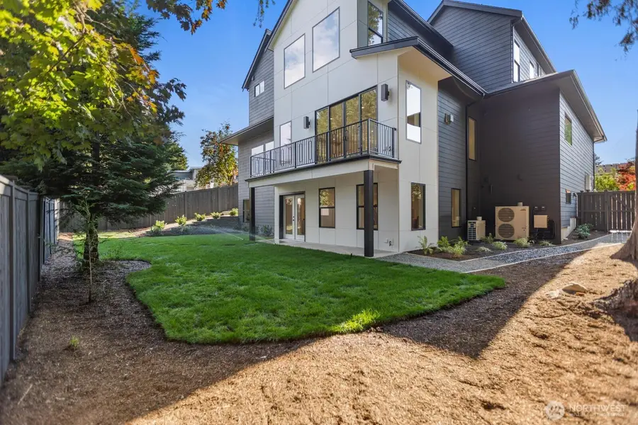 1626 172nd Avenue Ne, Bellevue, WA 98008 - #3