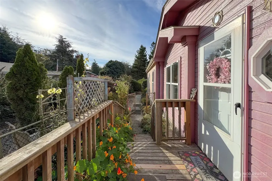 180 Cypress Circle, Port Angeles, WA 98362 - #3