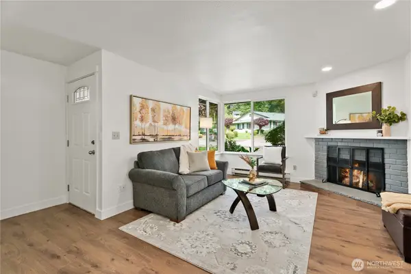 520 S 323rd Place #12-E, Federal Way, WA 98003