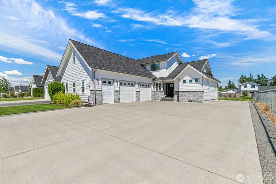 814 Rye Ct., Lynden, WA 98264 - #3