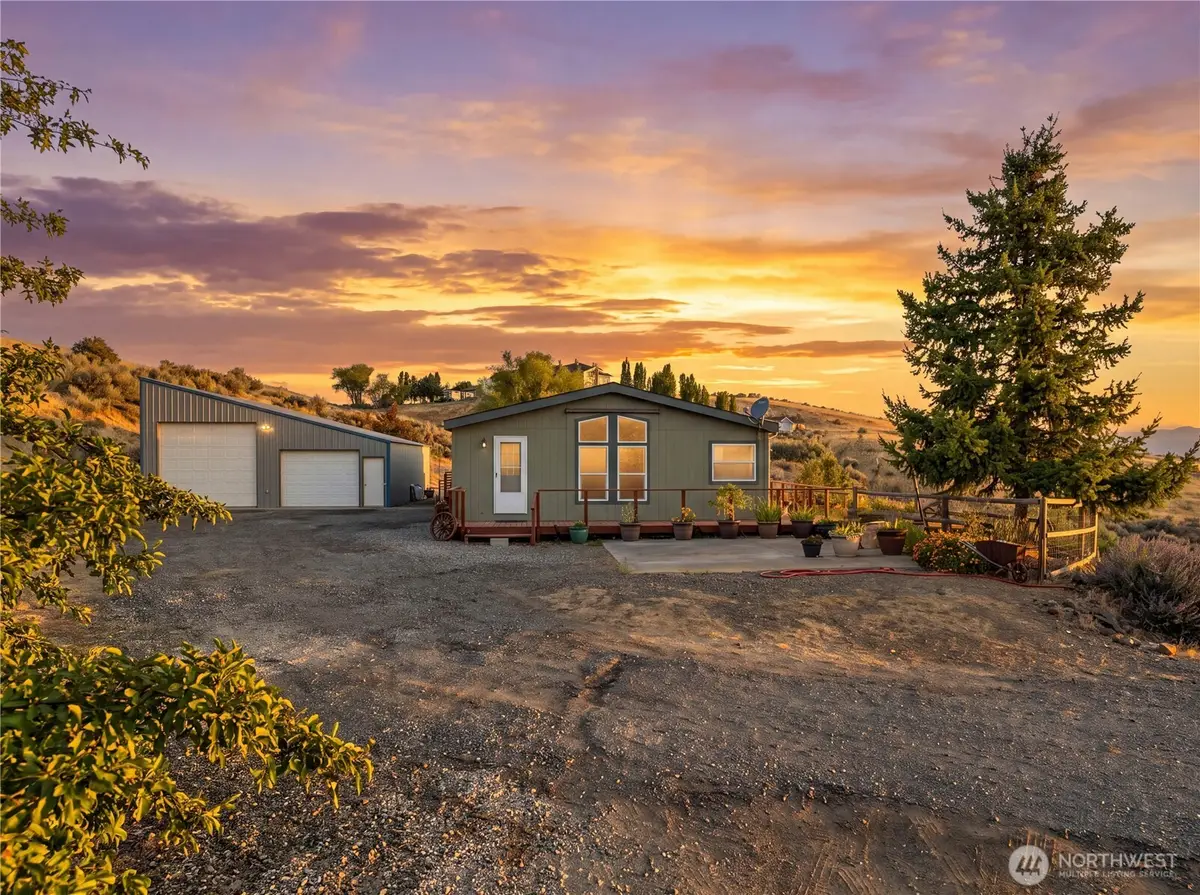 4590 Joe Miller Rd, Malaga, WA 98828 - #1