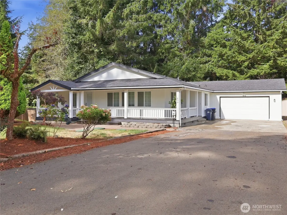 209 Fairway Drive, Aberdeen, WA 98520 - #1