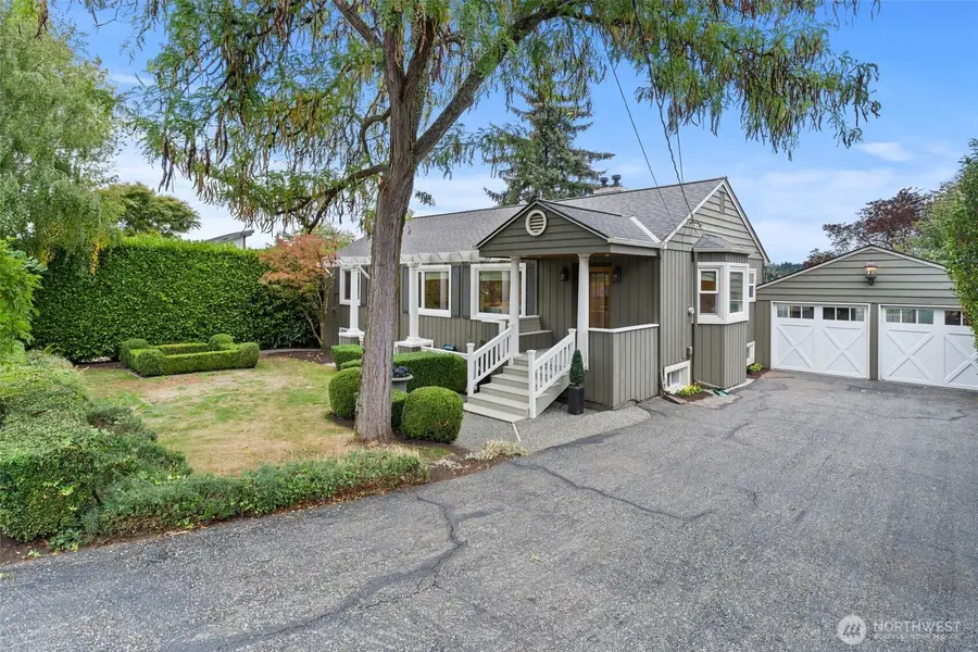213 8th Avenue, Kirkland, WA 98033 - #2