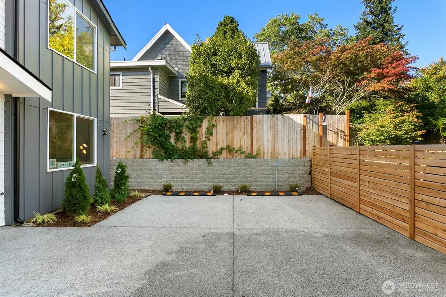 338 NE 90th Street, Seattle, WA 98115 - #3