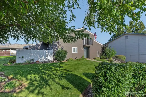 10 S Cove #A-3, Wenatchee, WA 98801