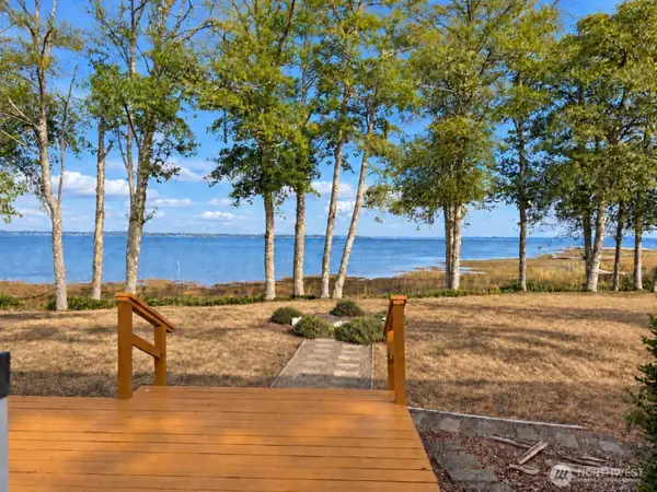 674 Chinook Avenue Se, Ocean Shores, WA 98569