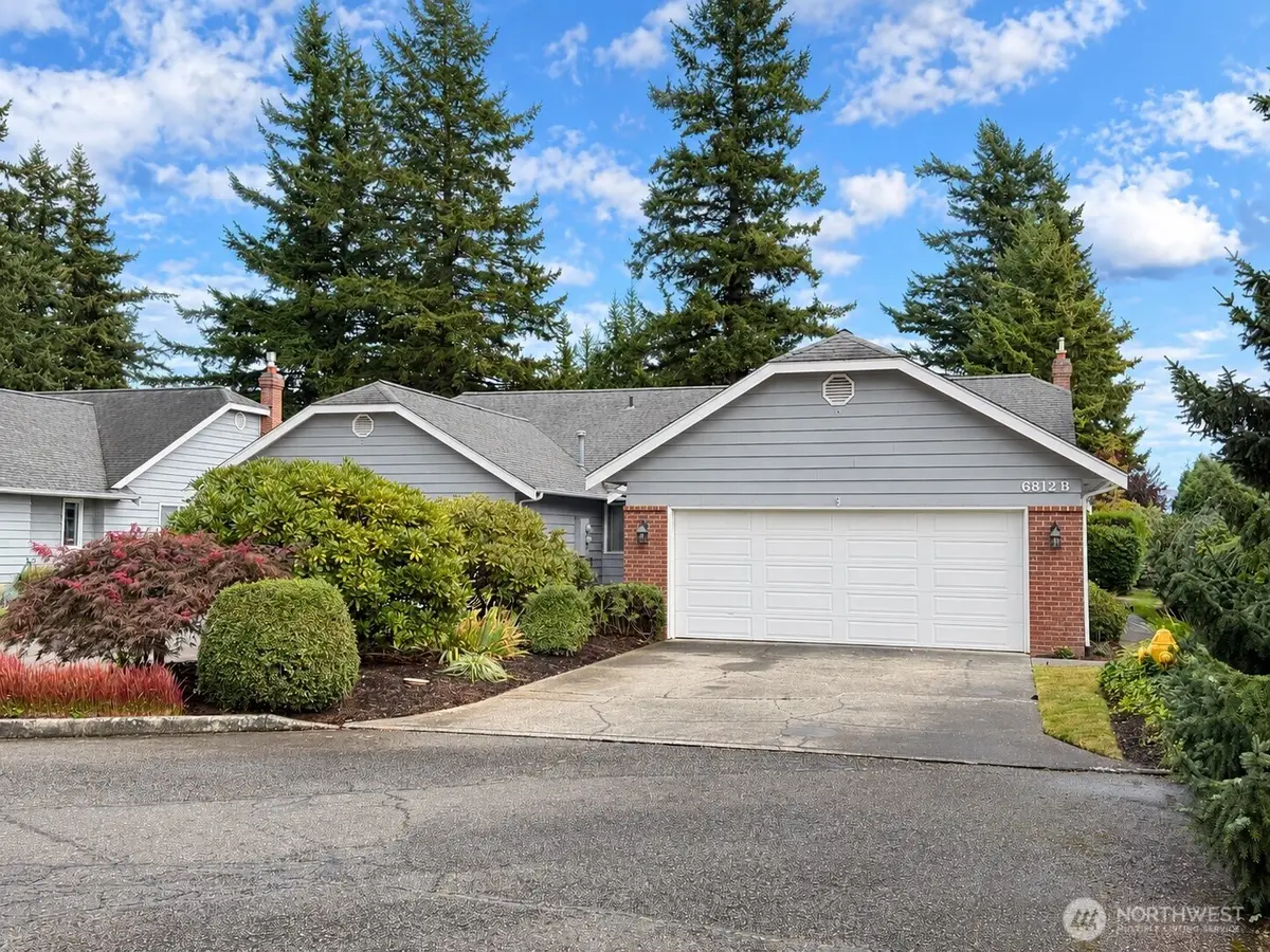 6812 Golf View Drive #B, Lynden, WA 98264 - #1