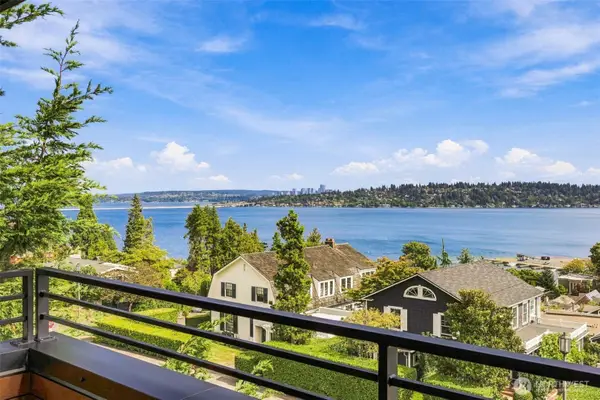 3715 Cascadia Avenue S, Seattle, WA 98144