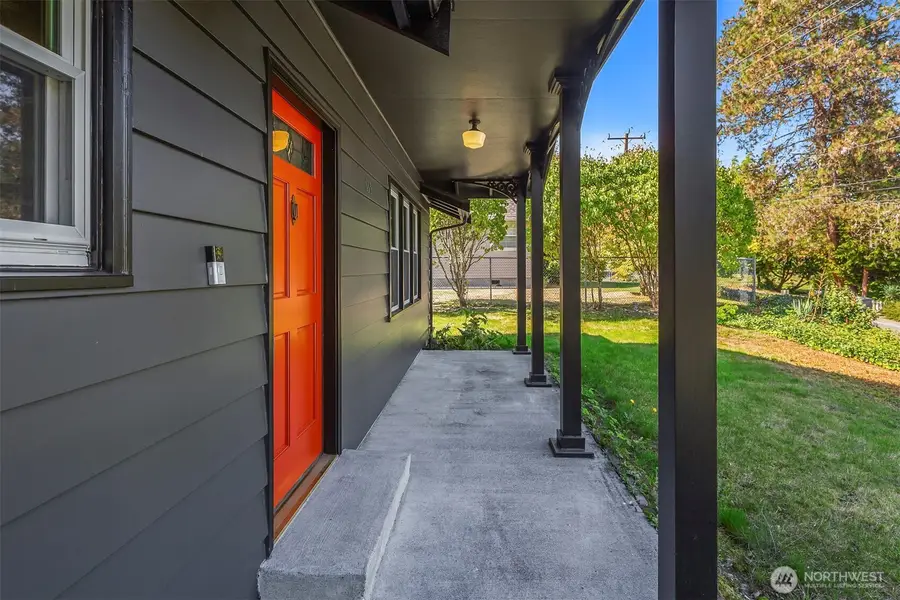 635 SW 130th Street, Burien, WA 98146 - #3