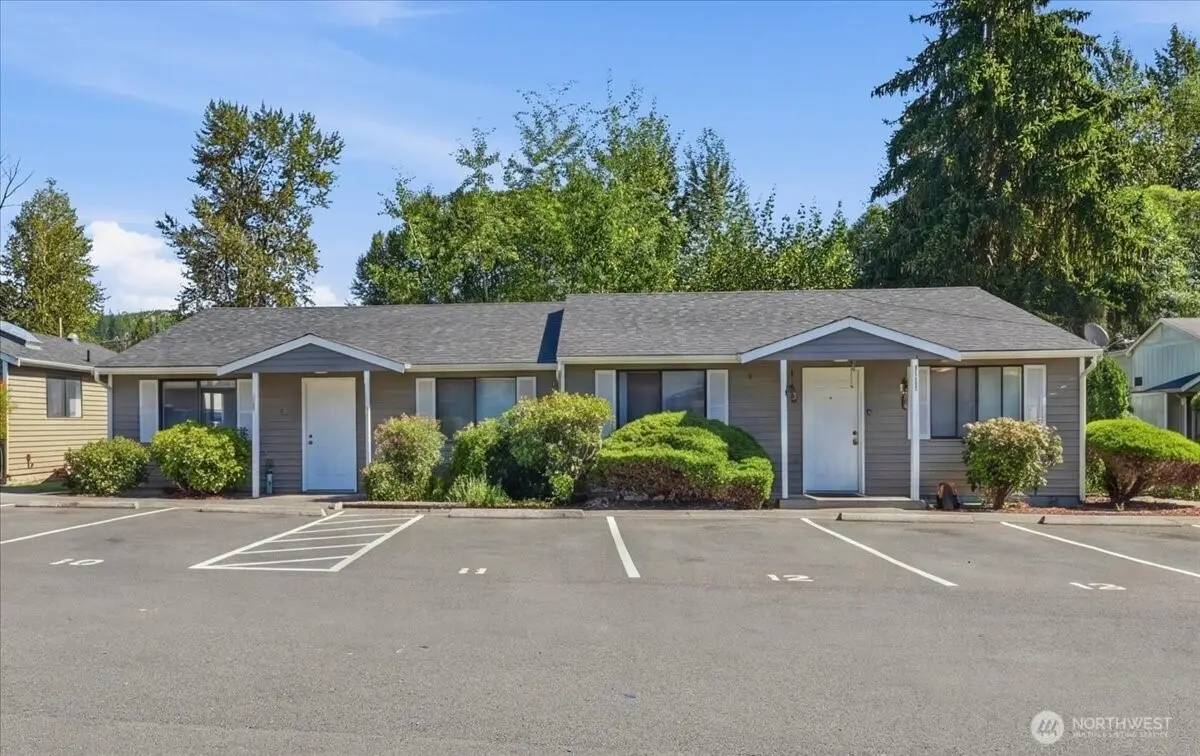 406 E Pioneer Street #F, Granite Falls, WA 98252 - #1