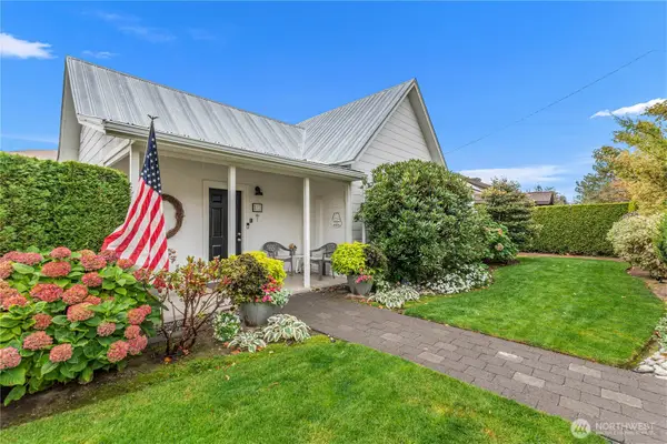 122 E Allen Avenue, Chelan, WA 98816