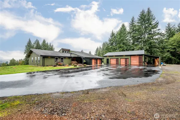 204 Vogel Road, Castle Rock, WA 98611