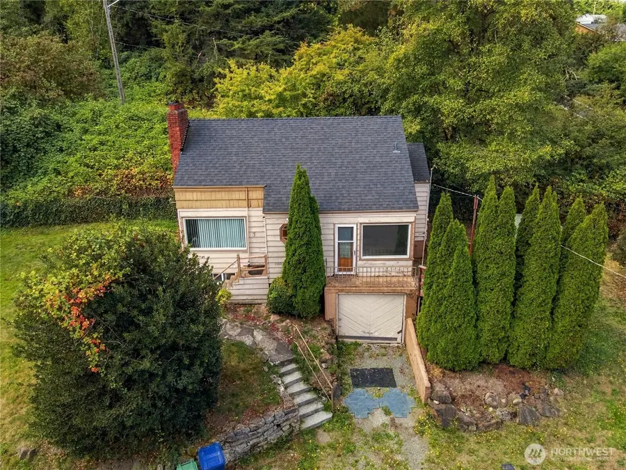 10863 Roseberg Avenue S, Seattle, WA 98168 - #2