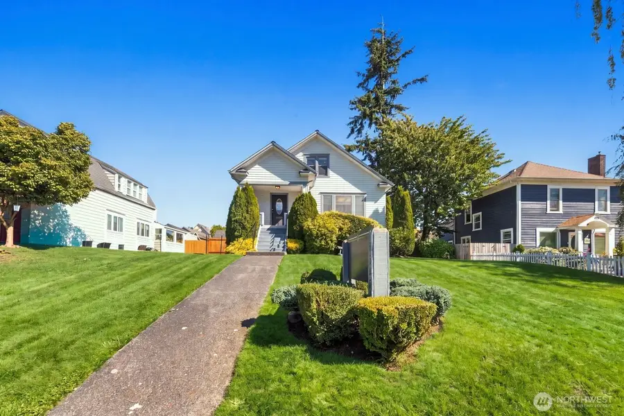 3325 Wetmore Avenue, Everett, WA 98201 - #3