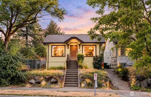 748 N 72nd Street, Seattle, WA 98103