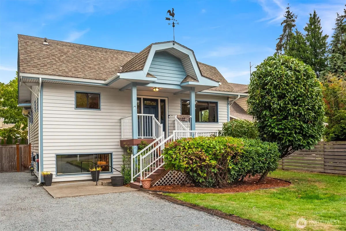 8622 22nd Avenue Sw, Seattle, WA 98106 - #1