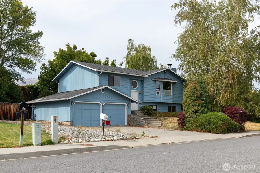 940 Grenz Street, Wenatchee, WA 98801 - #3