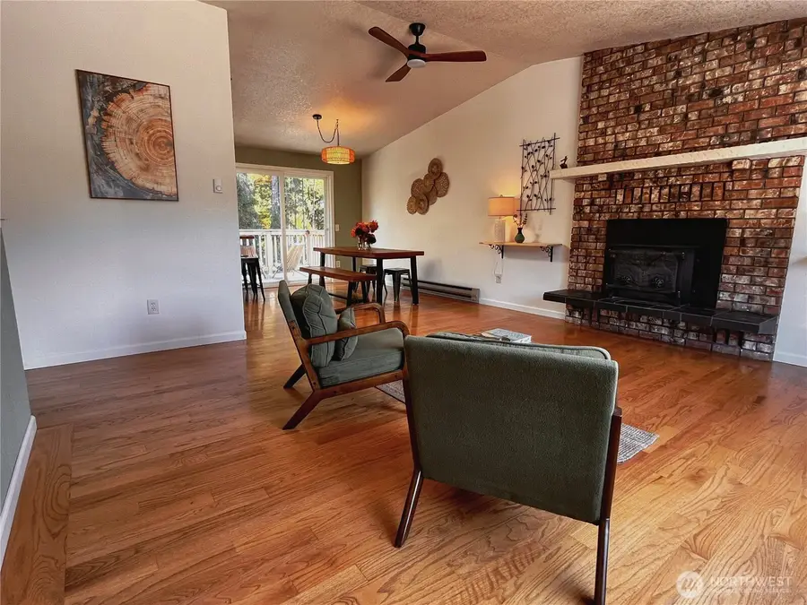 2105 Seabreeze Place, Port Angeles, WA 98363 - #2