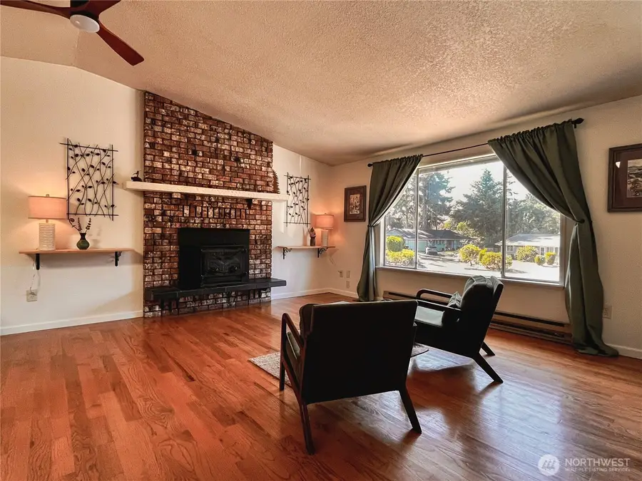 2105 Seabreeze Place, Port Angeles, WA 98363 - #3