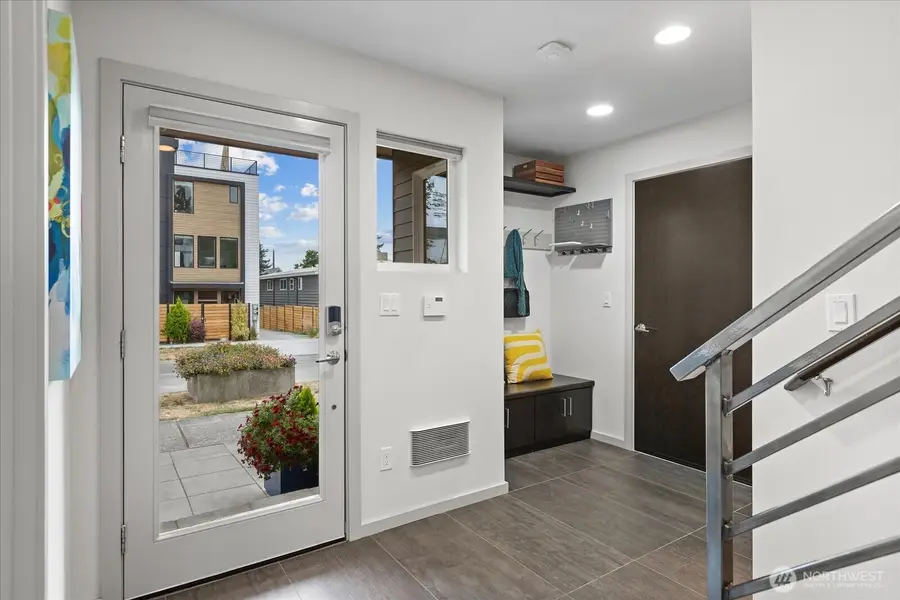 2426 NW 64th Street #C, Seattle, WA 98107 - #2