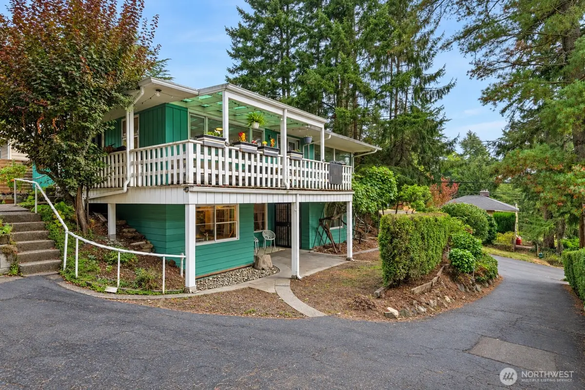 11321 30th Avenue Ne, Seattle, WA 98125 - #1