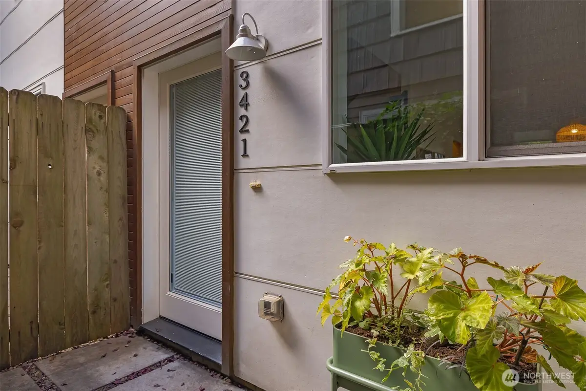 3421 Beacon Avenue S, Seattle, WA 98144 - #1
