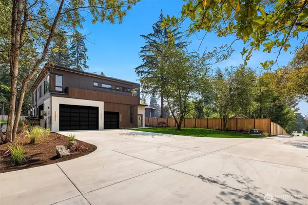 2303 123rd Place Se, Bellevue, WA 98005