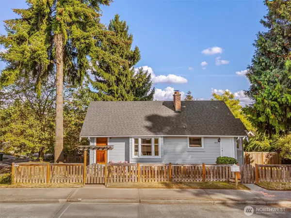 8818 8th Avenue Nw, Seattle, WA 98117