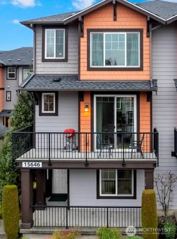 15646 NE 102nd Way, Redmond, WA 98052