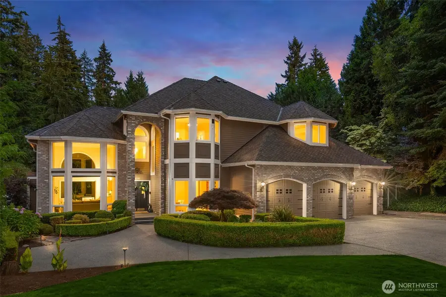 8220 228th Street Se, Woodinville, WA 98072 - #2