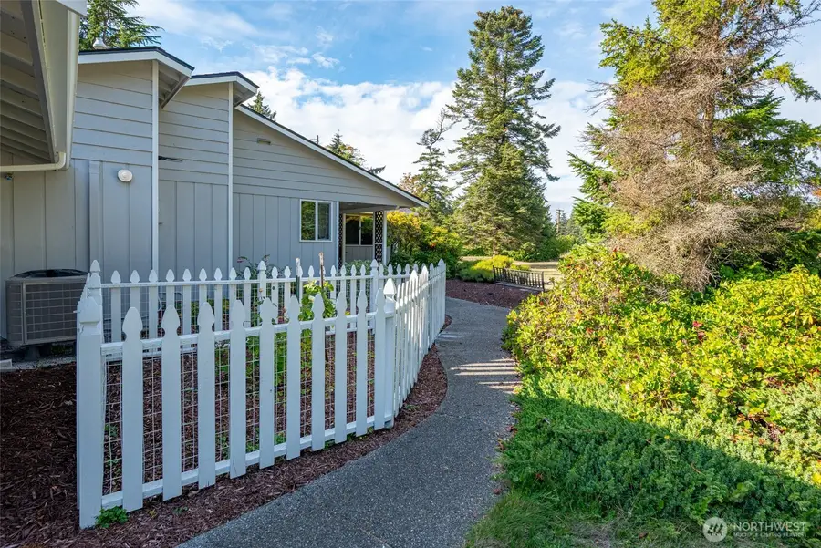 410 Silver Lake Road, Oak Harbor, WA 98277 - #3