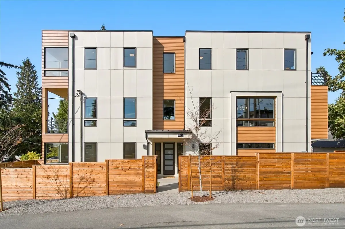 542 N 104th Street, Seattle, WA 98133 - #1