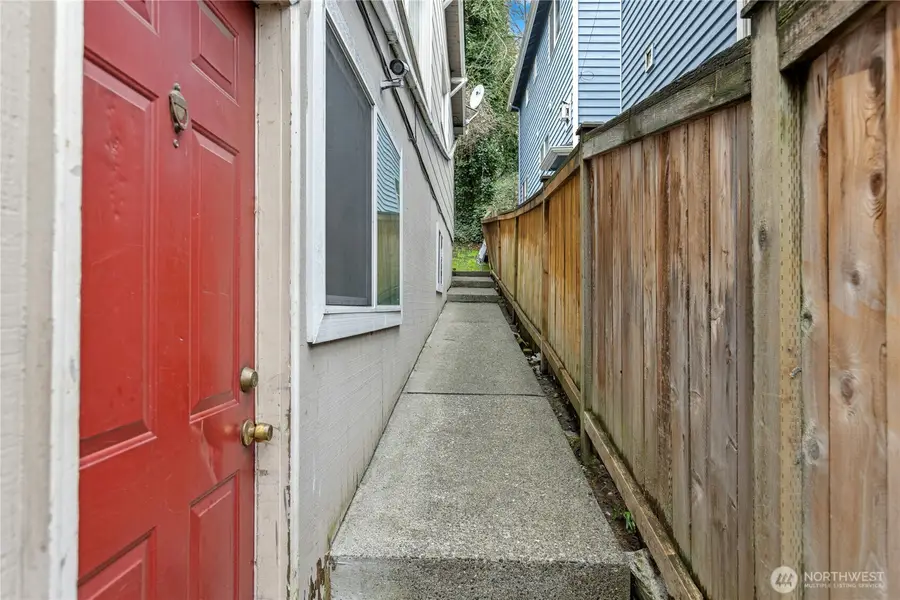 1537 15th Avenue S, Seattle, WA 98144 - #3
