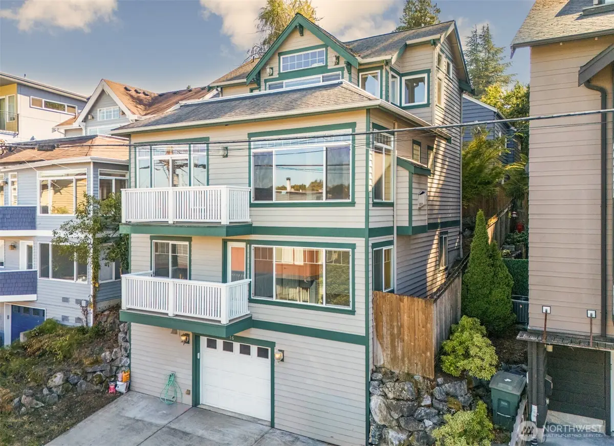 16 Florentia Street, Seattle, WA 98109 - #1