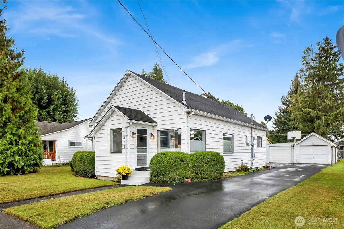 319 First Street, Sumas, WA 98295 - #1