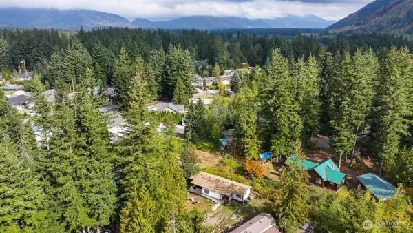 8460 Aspen Court, Maple Falls, WA 98266