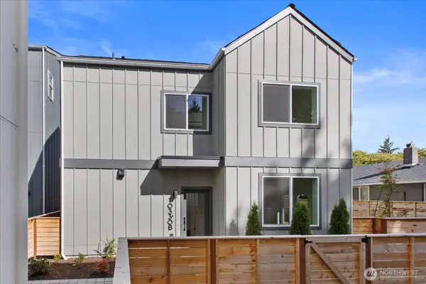 10330 Ashworth Avenue N, Seattle, WA 98133