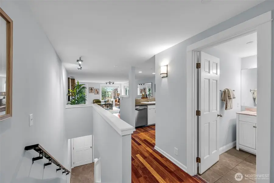 2230 Yale Avenue E #C, Seattle, WA 98102 - #3
