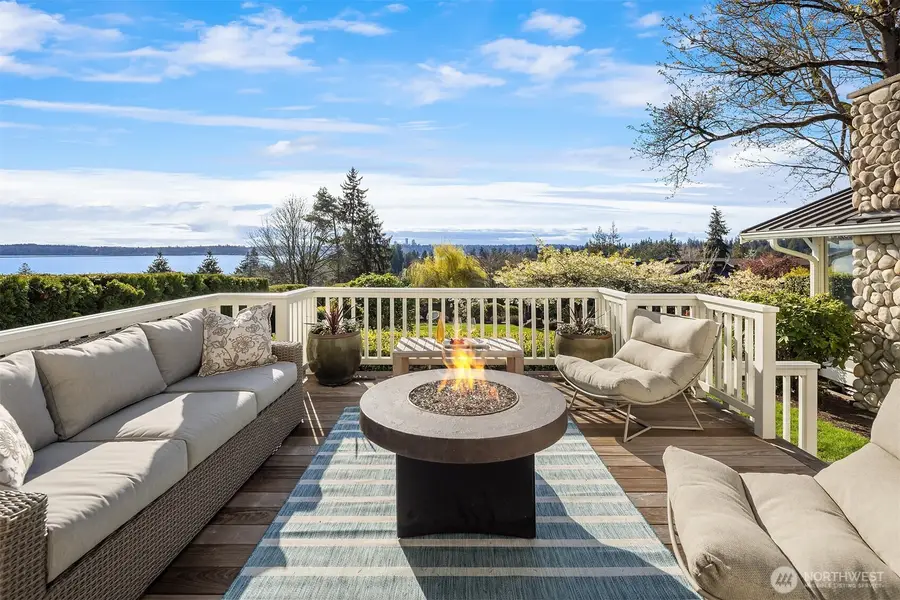 8429 NE 7th Street, Medina, WA 98039 - #3