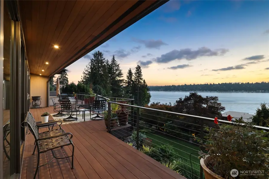 13210 Holmes Point Drive Ne, Kirkland, WA 98034 - #3