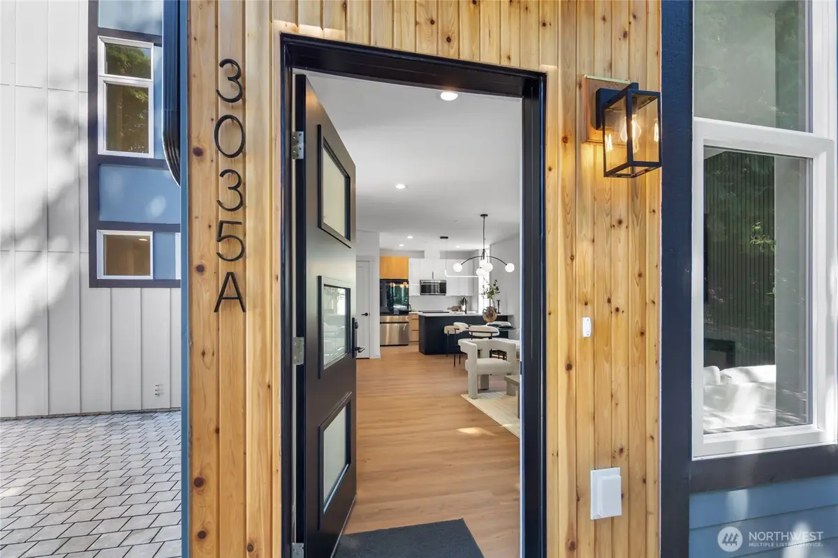 3035 21st Avenue W, Seattle, WA 98199 - #1