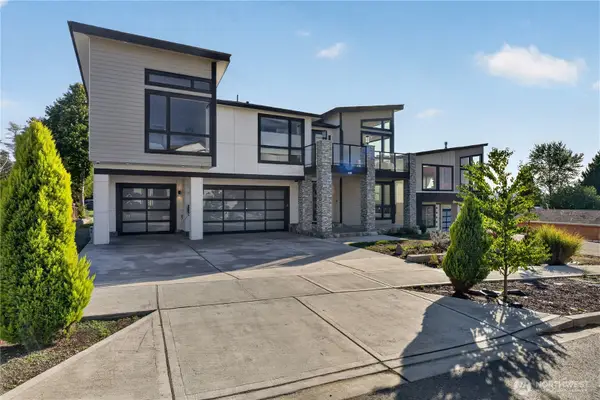 1417 N 24th St N, Renton, WA 98056