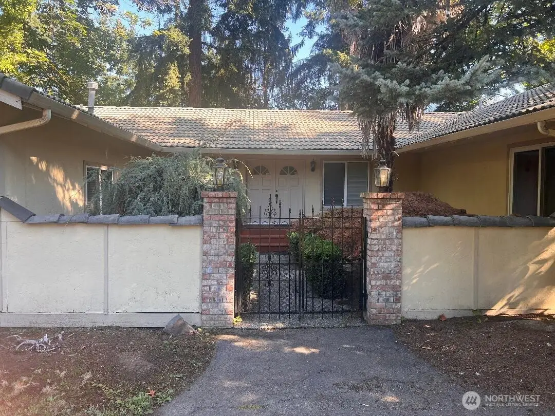9222 S 198 Street Ct, Renton, WA 98055 - #1
