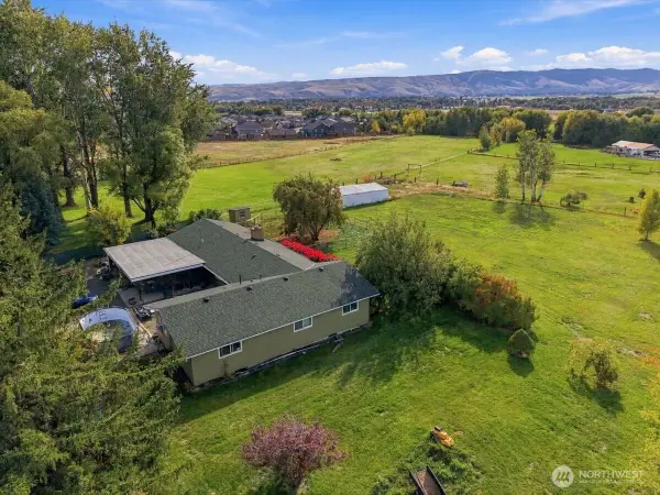 2104 W Dry Creek Road, Ellensburg, WA 98926