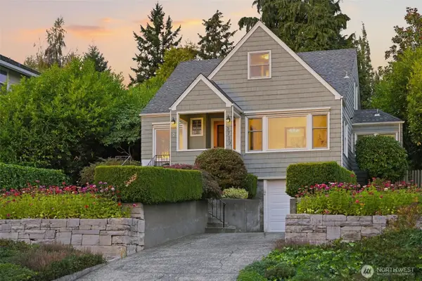 3719 Olympic Boulevard W, University Place, WA 98466
