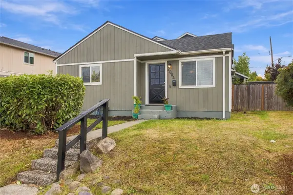 2004 E 34th Street, Tacoma, WA 98404
