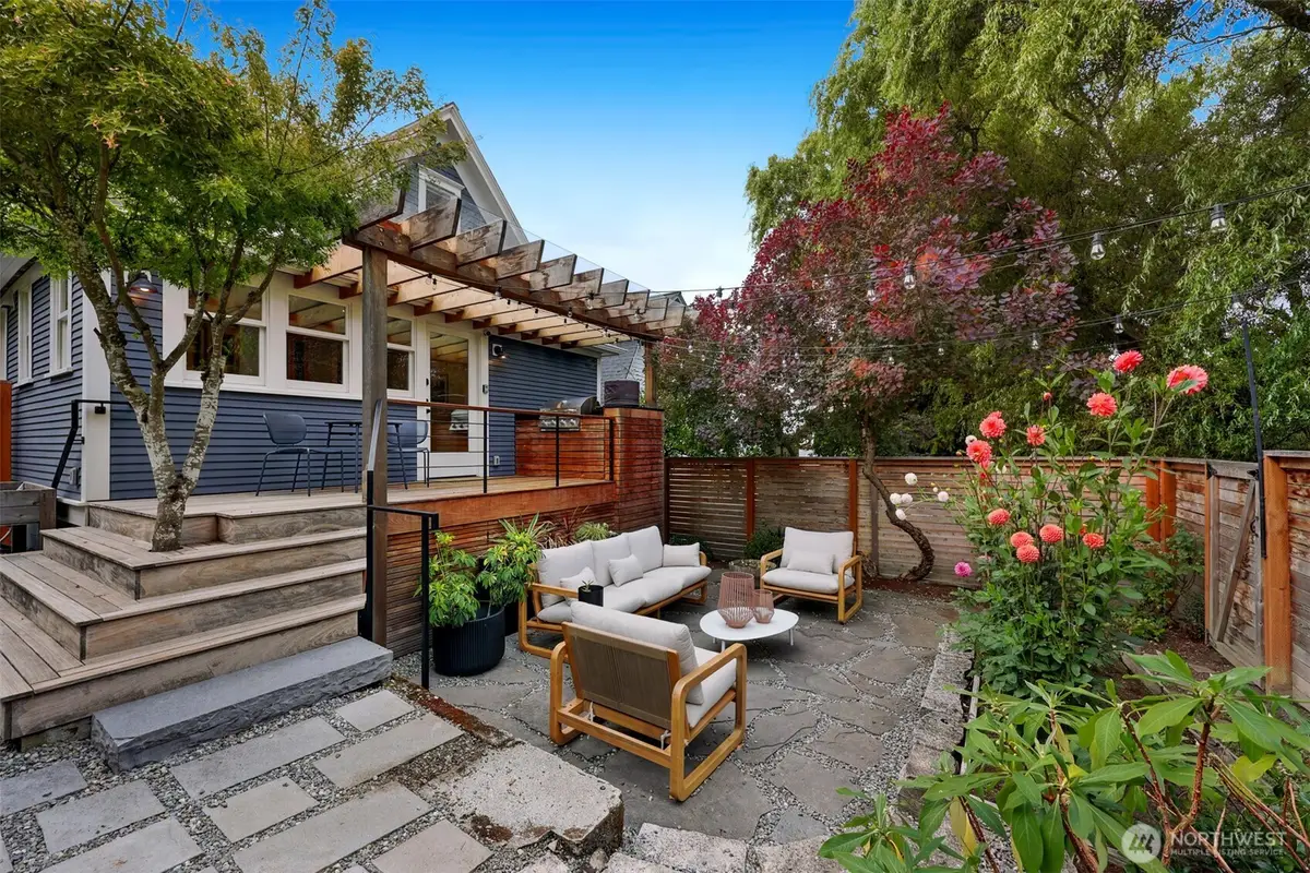 532 29th Avenue, Seattle, WA 98122 - #1